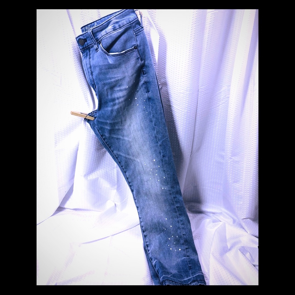 Universal Thread cropped fit jeans